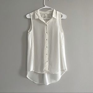 Sleeveless button-down blouse